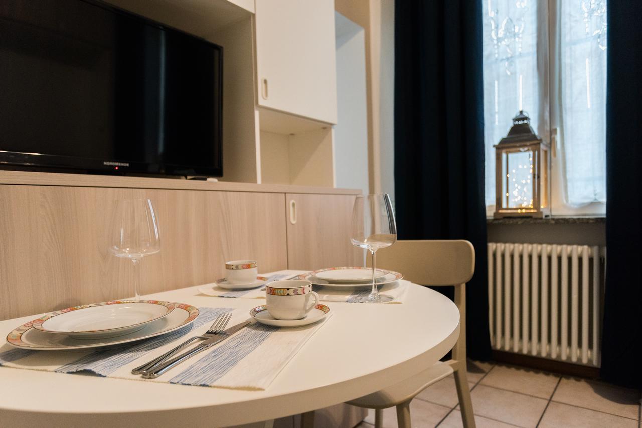 Love & Smile Apartment By Rent All Como Exterior photo